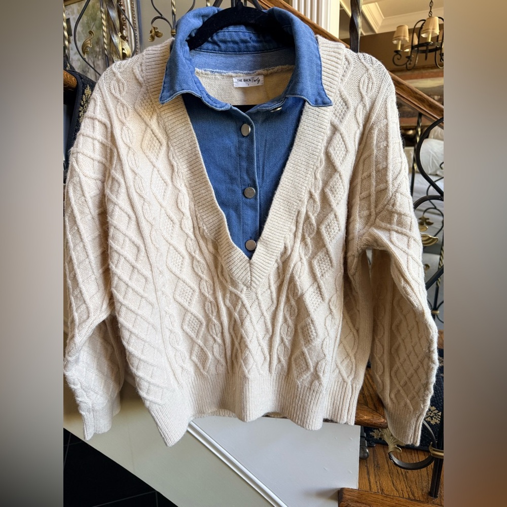 The Back Forty NWOT Blue Jean Shirt/Sweater combo.Button shirt V neck sweater. S
